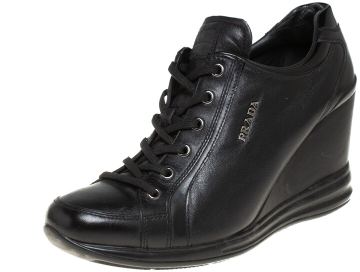 Knop Indica årsag Prada Linea Rossa Black Leather Wedge Sneakers Size 39 - ShopStyle
