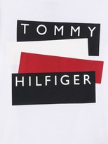 Thumbnail for your product : Tommy Hilfiger Junior logo T-shirt