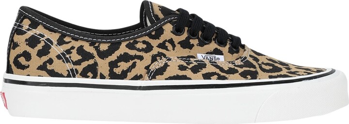 vans black leopard print