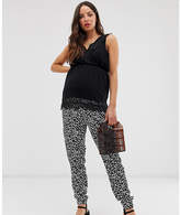 Thumbnail for your product : New Look Maternity printed jogger in black pattern