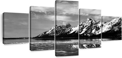 Latitude Run Grand Teton Lakeside Mountains