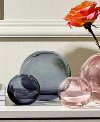 Nude Glass Mars Vase Collection