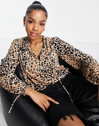 New Look frill neck top in leopard print
