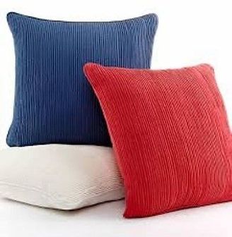 Martha Stewart (1134 Pleated Wave Red Independence Americana Pillow