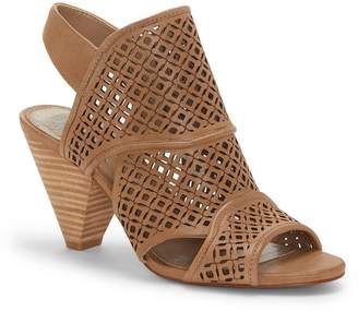 vince camuto ekanya