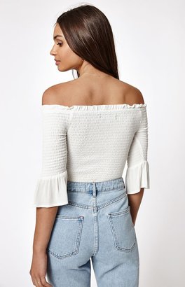 KENDALL + KYLIE Kendall & Kylie 3/4 Sleeve Off-The-Shoulder Top