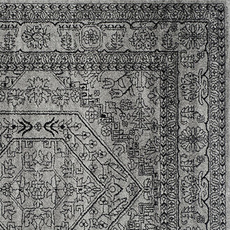 Safavieh Clyde Square Rug