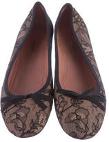 Thumbnail for your product : Alaia Bow-Accented Lace Flats