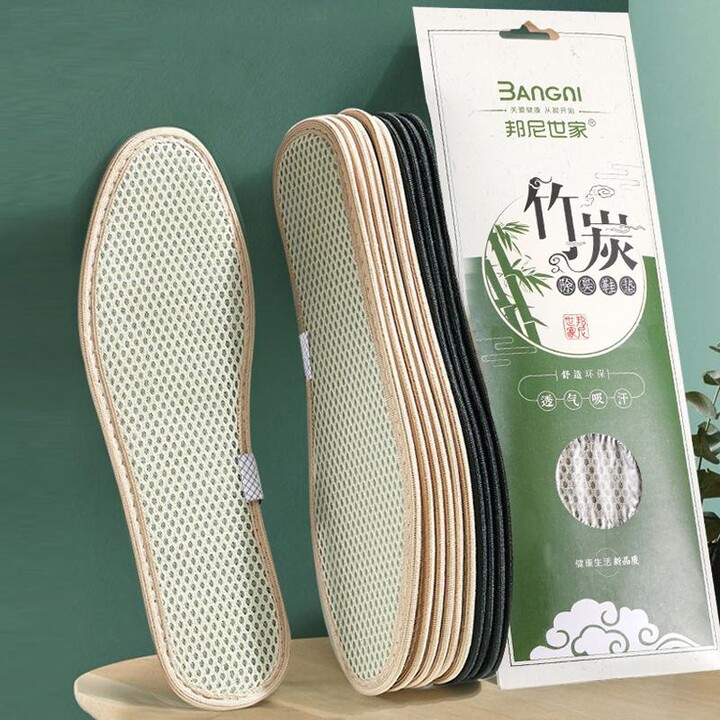 SMATLELF Bamboo Charcoal Sports Insole Deodorant Men and Women Sweat Absorbing Breathable Shock Absorbing Thickened Comfortable Insoles