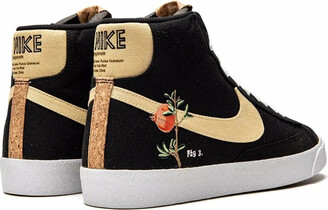 nike mid blazer pomegranate