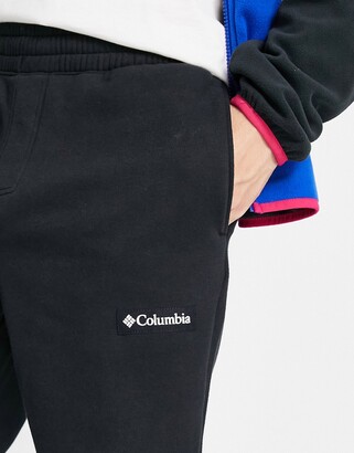 Columbia Corkspin cargo joggers in khaki exclusive to ASOS