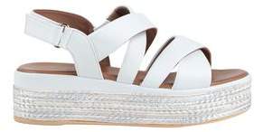 Inuovo Sandals
