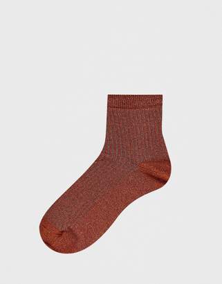 ASOS Design DESIGN bronze glitter rib ankle socks