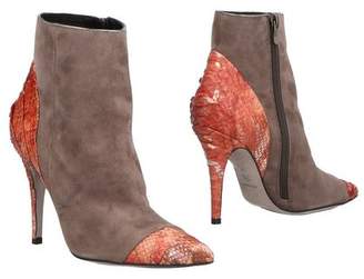 Magrit Ankle boots