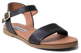 Thumbnail for your product : Steve Madden Daelyn Flat Sandals