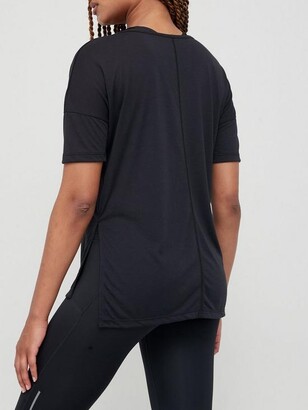 Nike Yoga Layer Short Sleeve T-shirt - Black