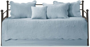 Red Barrel Studio Reversible Scalloped Edge Daybed Cover Set with Hidden Trundle for Modern Living Spaces