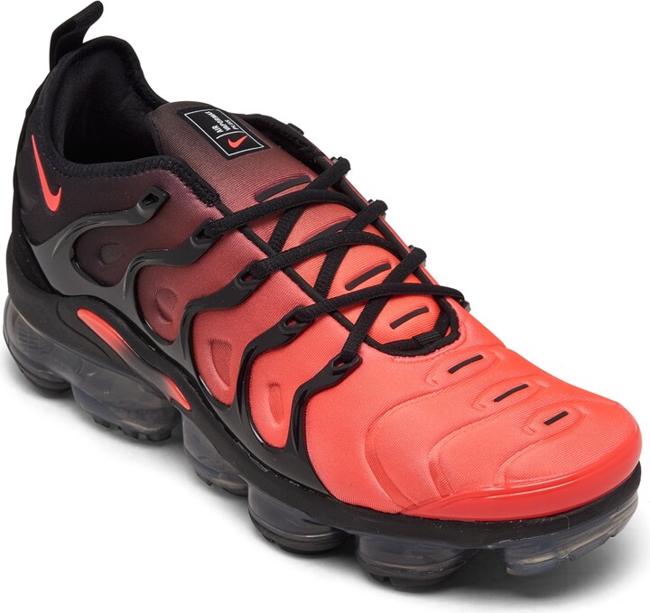 vapormax plus finish line