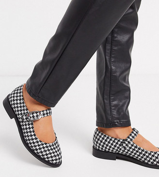 wide width mary jane flats