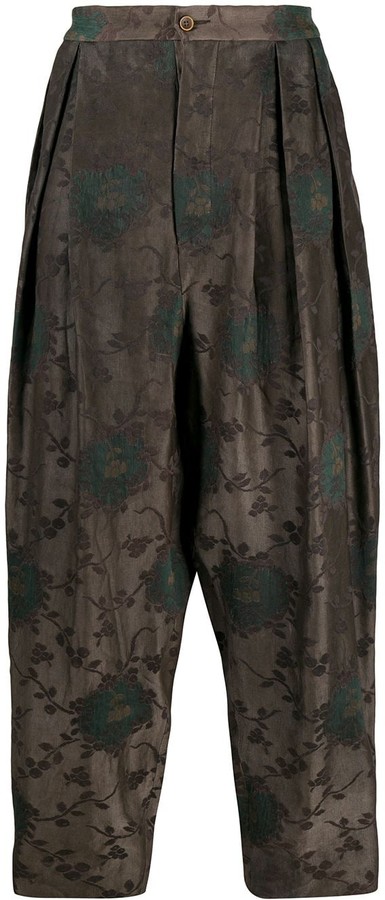 drop crotch tapered pants