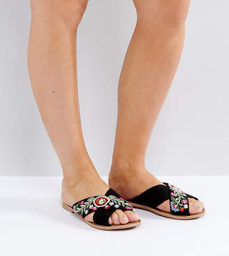 New Look Wide Fit Embroidered Cross Stap Mule