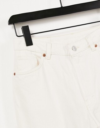 Monki Kyo cotton barrel leg jeans in off white - CREAM