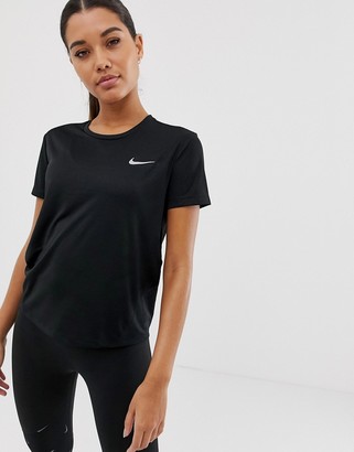 nike running tops womens