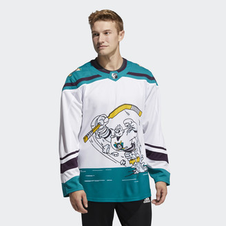reverse retro jersey ducks