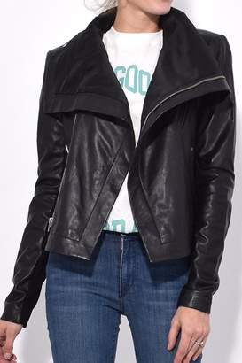 Veda Max Classic Orion Jacket in Black