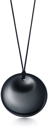 Tiffany & Co. Elsa Peretti Round pendant in black lacquer on a silk cord
