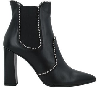 Chantal Ankle boots