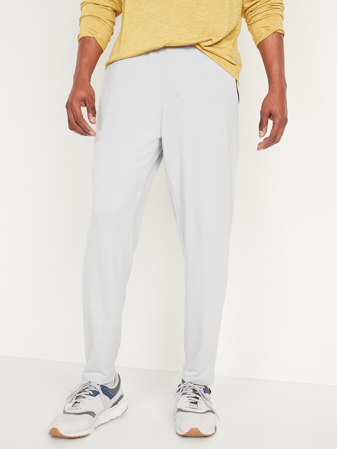Old Navy Dynamic Fleece Cargo Jogger Sweatpants for Men - ShopStyle  Activewear Pants