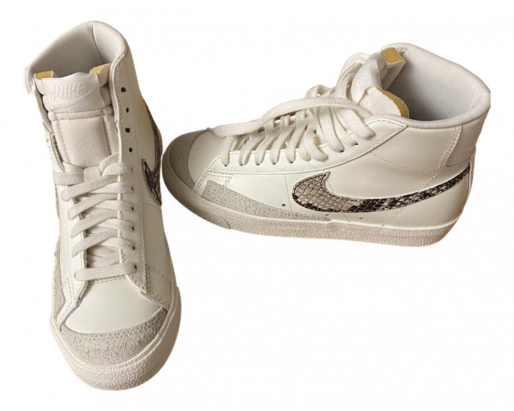 nike blazer white leather