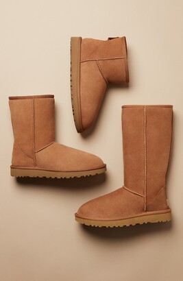 UGG Classic II Genuine Shearling Lined Short Boot