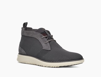 union hyperweave chukka sneaker