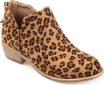 Journee Collection Womens Livvy Block Heel Booties