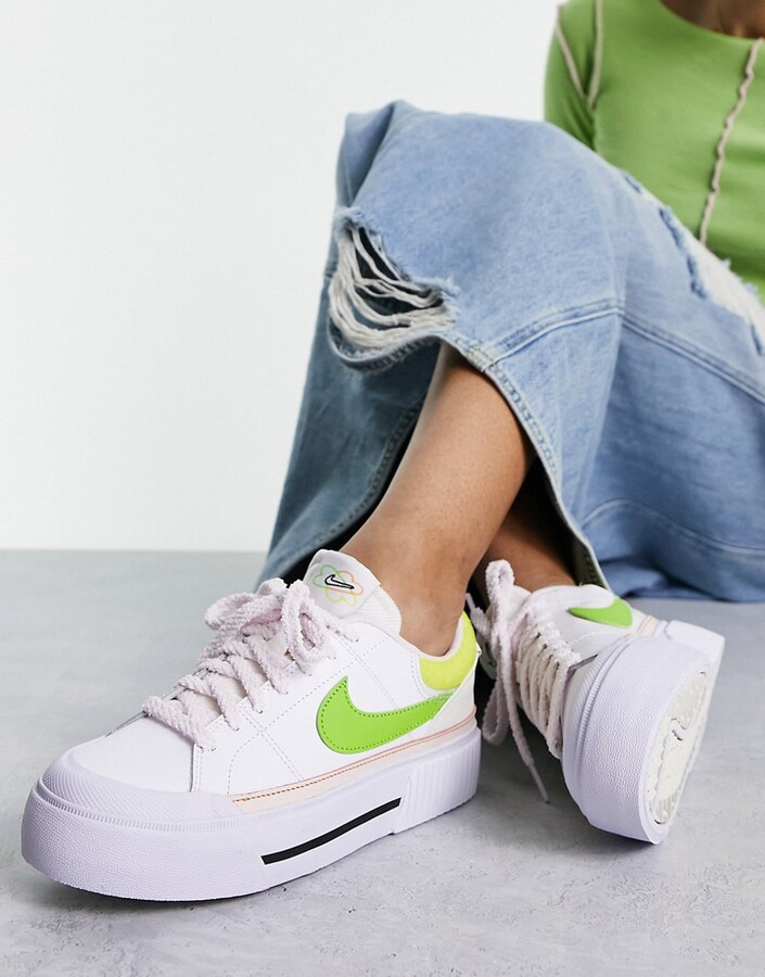 Nike Court Legacy Lift sneakers in white and green - ShopStyle