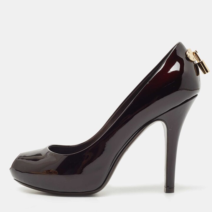Louis Vuitton Black Patent Leather Madeleine Logo Block Heel Pumps Size 37