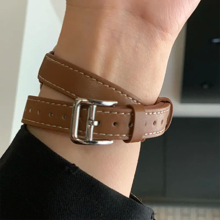 JBAILI For Apple Watch Band 40mm 44 42 46 38 49 41 45mm Fashion Double Tour Leather Strap For iWatch Series 10 9 8 7 6 Se 5 4 Ultra 2