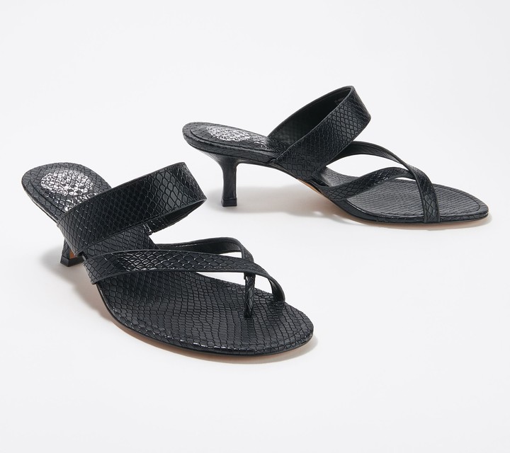 vince camuto flip flops