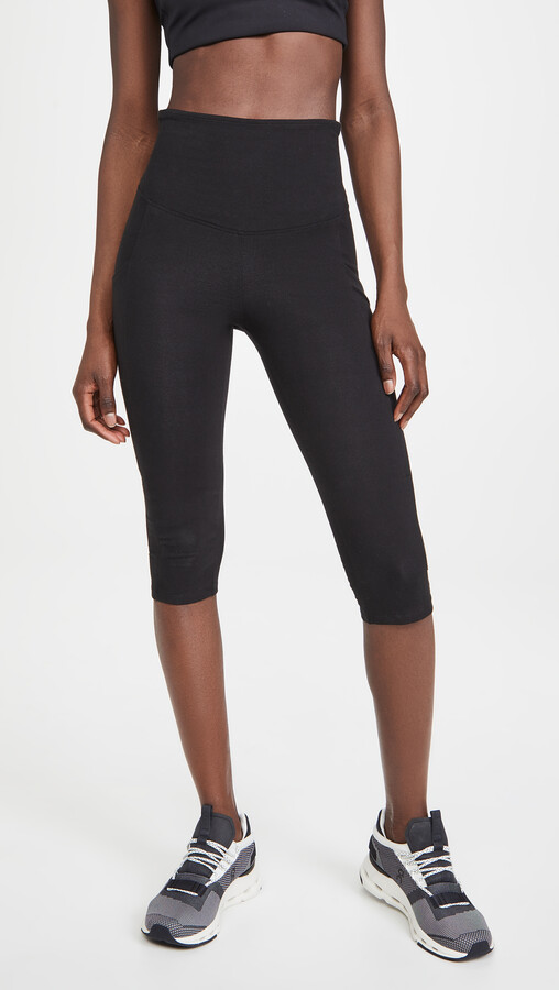 active capris with pockets