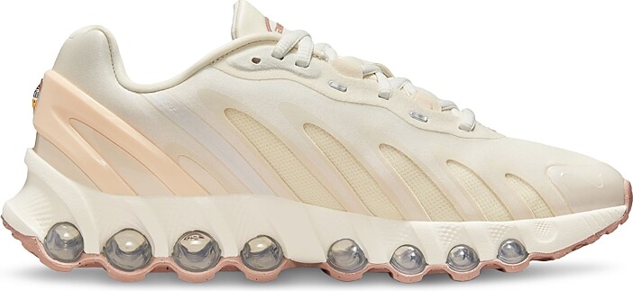 Nike Women's Air Max DN8 Running Sneakers