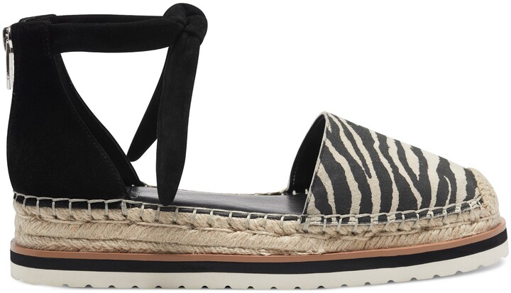 travel khushi chappals