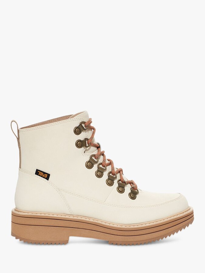 teva boots uk