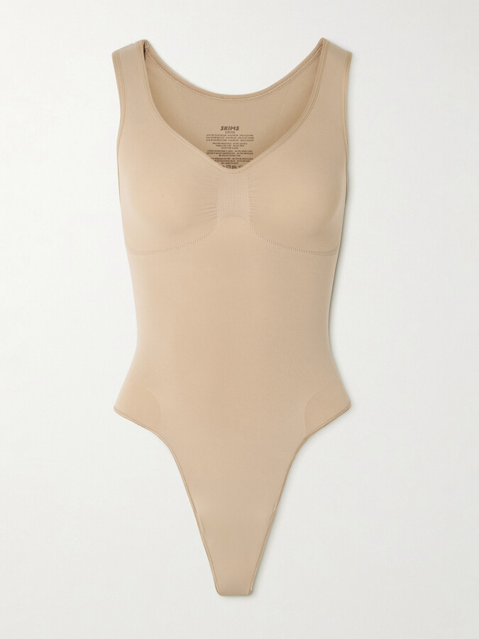 SKIMS Seamless Sculpt Scoop Neck Thong Bodysuit - Clay