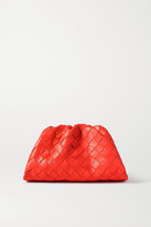Thumbnail for your product : Bottega Veneta The Pouch Small Gathered Intrecciato Leather Clutch