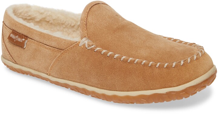 minnetonka tilden moccasin