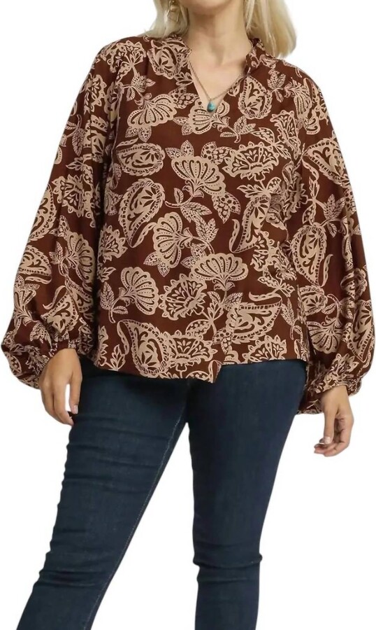 umgee Artsy Vibes Two Tone Blouse - Plus In Brown