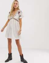 Thumbnail for your product : En Creme dress with embroidered kimono sleeves