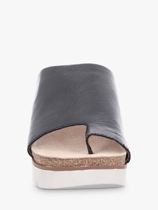 Josef Seibel Clea 06 Leather Platform Wedge Sandals